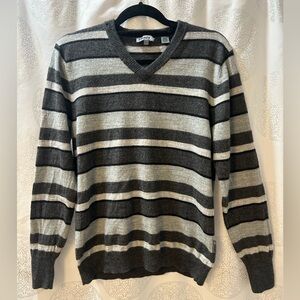 DKNY C 100% Merino Wool Men's Large V-Neck Striped Sweater in Gray